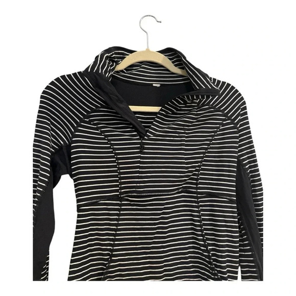 Lululemon Base Runner Half Zip Pullover Long Sleeve Top Black and White Stripes - Picture 4 of 12